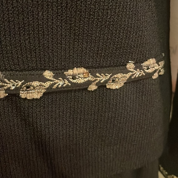 St.John Evening By Marie Gray skirt suit. - Picture 3 of 12